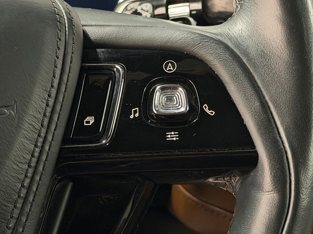 Used 2023 Lincoln Aviator Reserve w/ Equipment Group 201A image 40