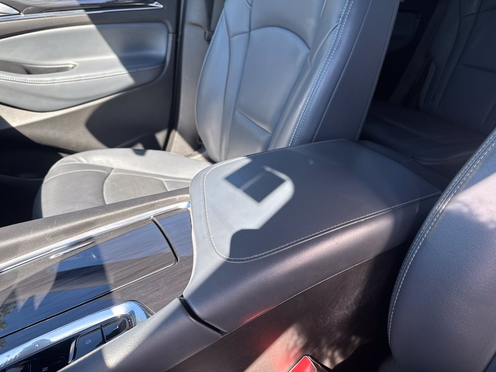Used 2023 Buick Enclave Essence FWD image 27