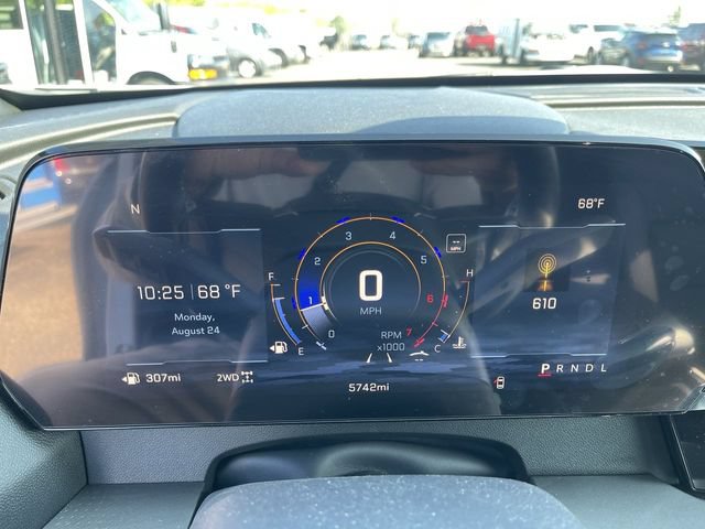 New 2026 Chevrolet Traverse LT w/ Driver Confidence Package AWD/4WD image 15