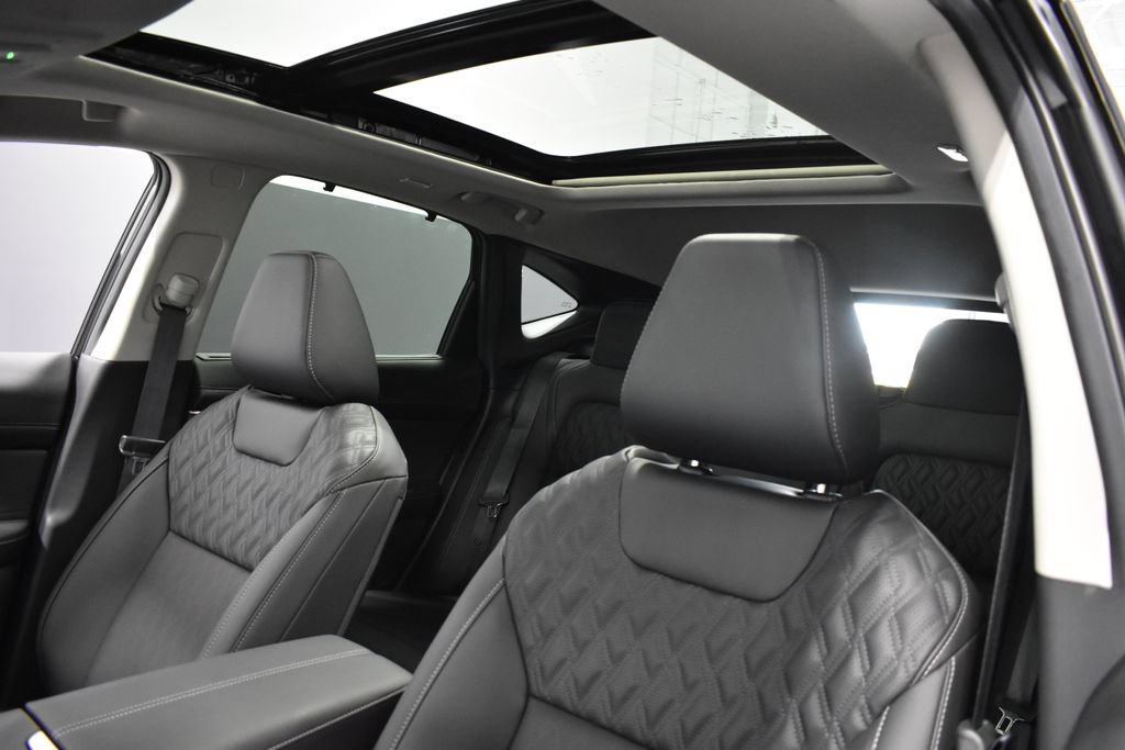New 2026 Nissan Murano Platinum w/ Cargo Package AWD/4WD image 16