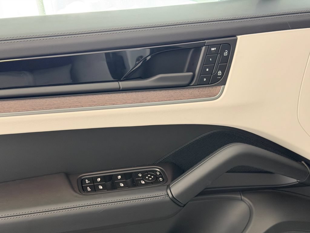 New 2026 Porsche Cayenne S AWD/4WD image 14