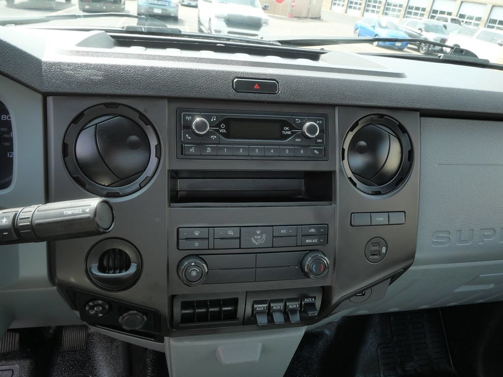 Used 2022 Ford F650 2WD Regular Cab Super Duty image 22