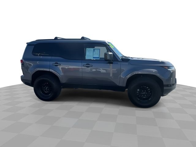 Used 2025 Lexus GX 550 w/ Cold Area Package AWD/4WD image 9