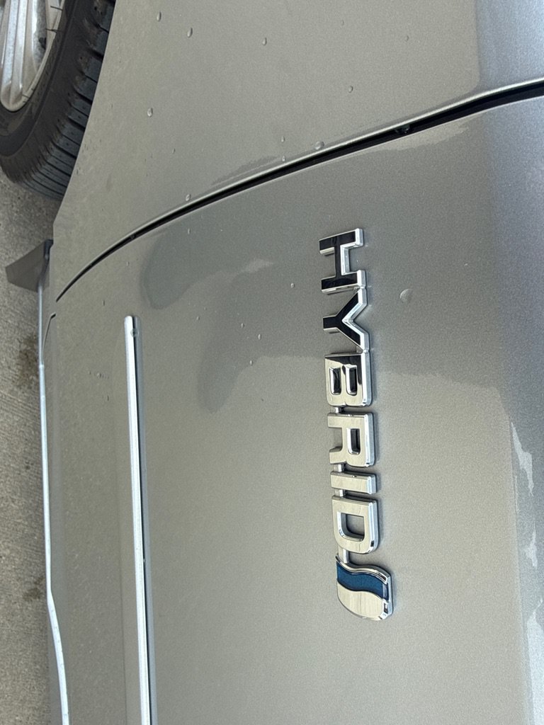 Used 2021 Toyota Avalon Limited w/ Advanced Safety Package FWD image 12