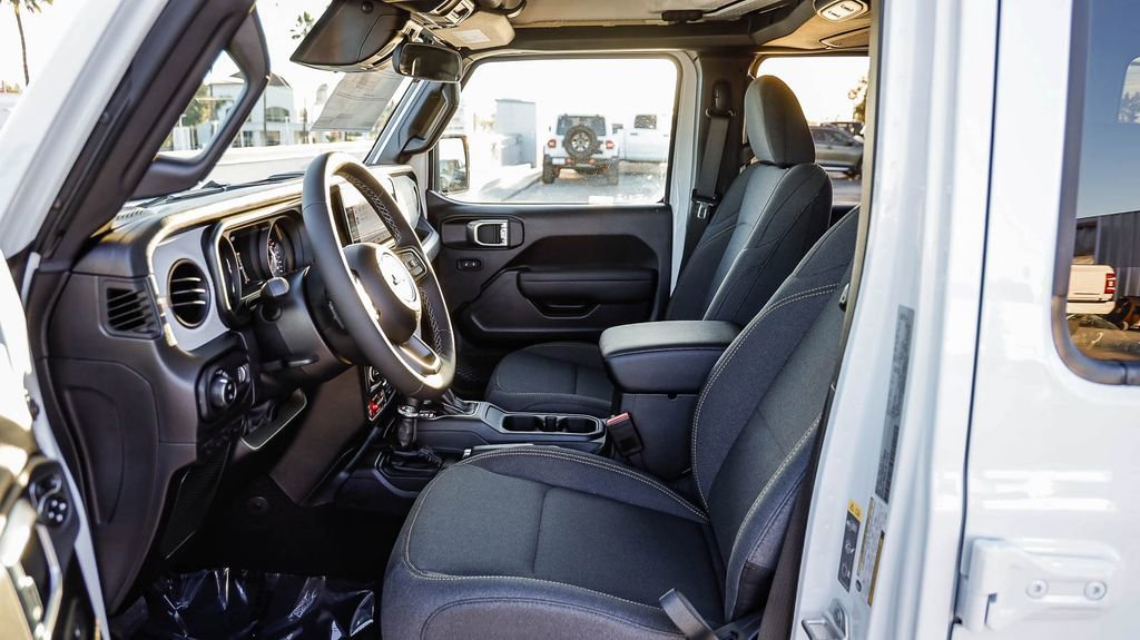 New 2026 Jeep Gladiator Willys image 21