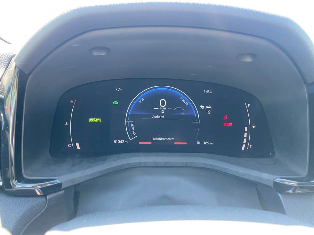 Used 2025 Toyota Camry LE image 19