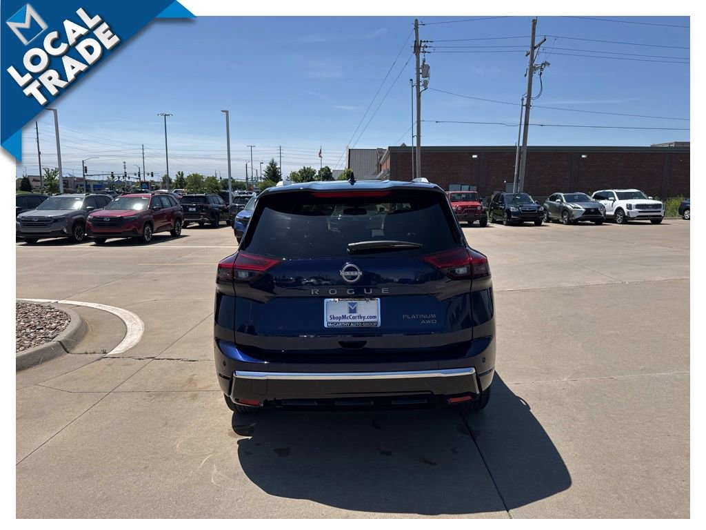 Used 2026 Nissan Rogue Platinum w/ Platinum Premium Package AWD/4WD image 4