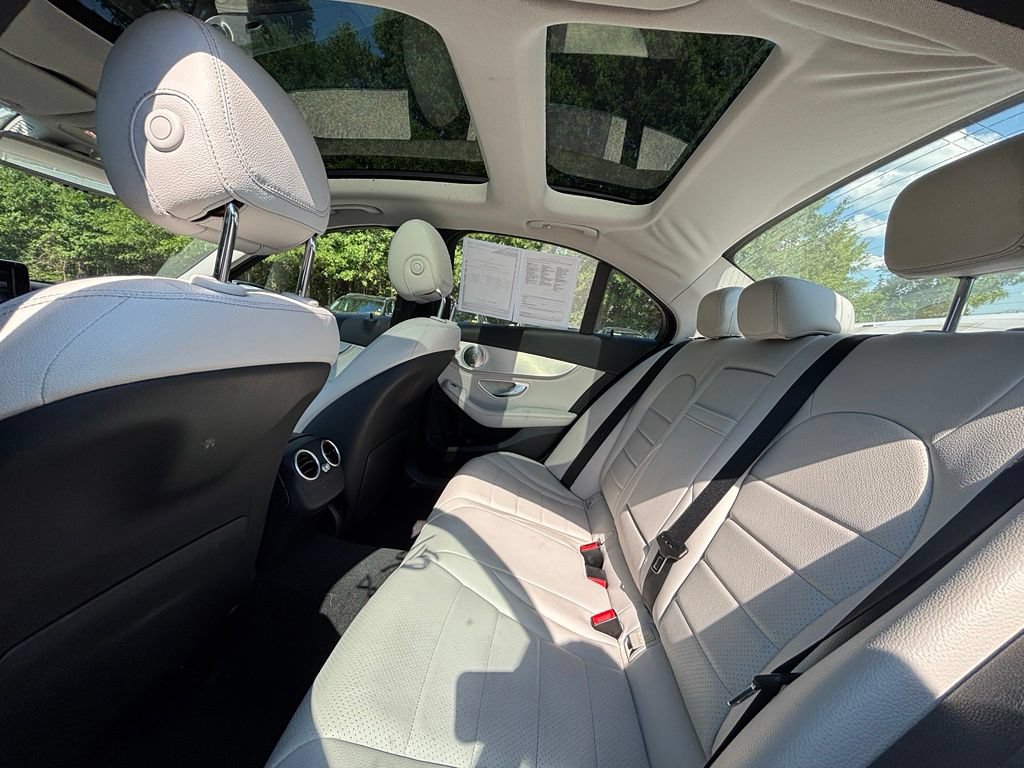 Used 2015 Mercedes-Benz C 300 4MATIC Sedan image 20