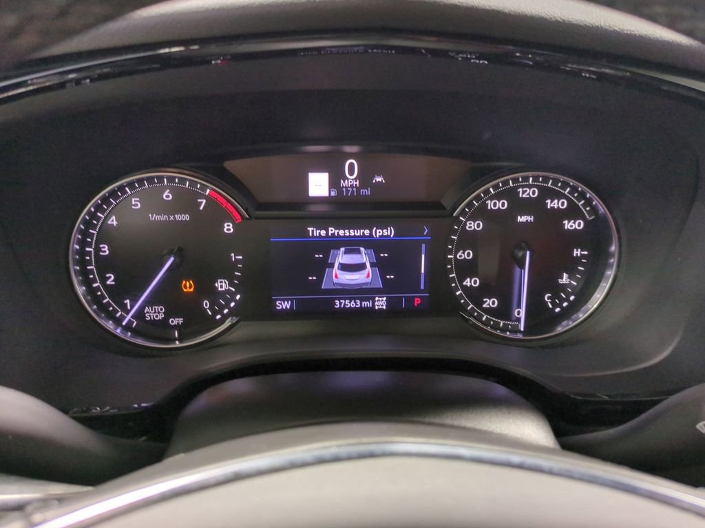 Used 2020 Cadillac XT5 Premium Luxury w/ LPO, Floor Liner Package image 41