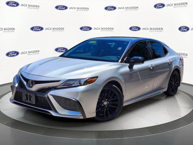 Used 2023 Toyota Camry XSE AWD/4WD image 1