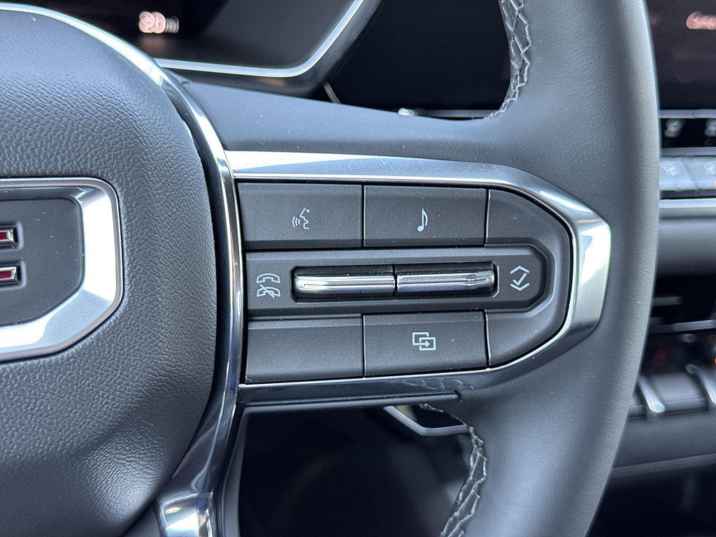 New 2026 GMC Canyon Elevation RWD image 10