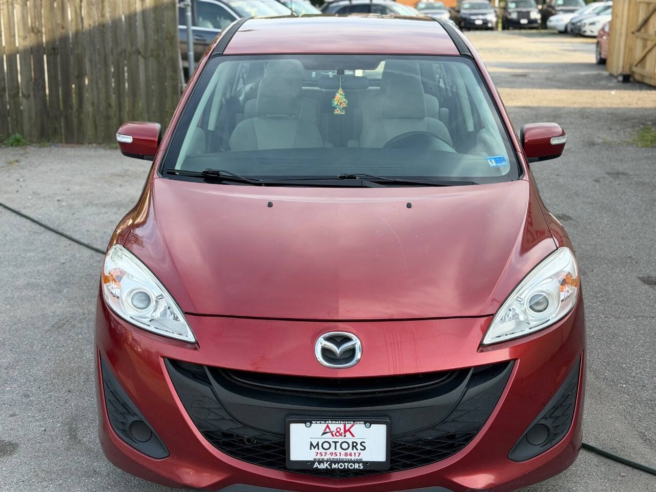 Used 2013 MAZDA MAZDA5 Sport FWD image 4