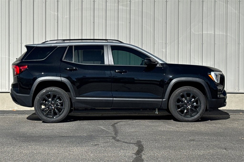 New 2026 GMC Terrain Elevation w/ Black Edition image 4