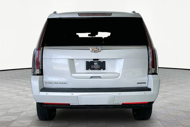 Used 2019 Cadillac Escalade ESV Luxury AWD/4WD image 6
