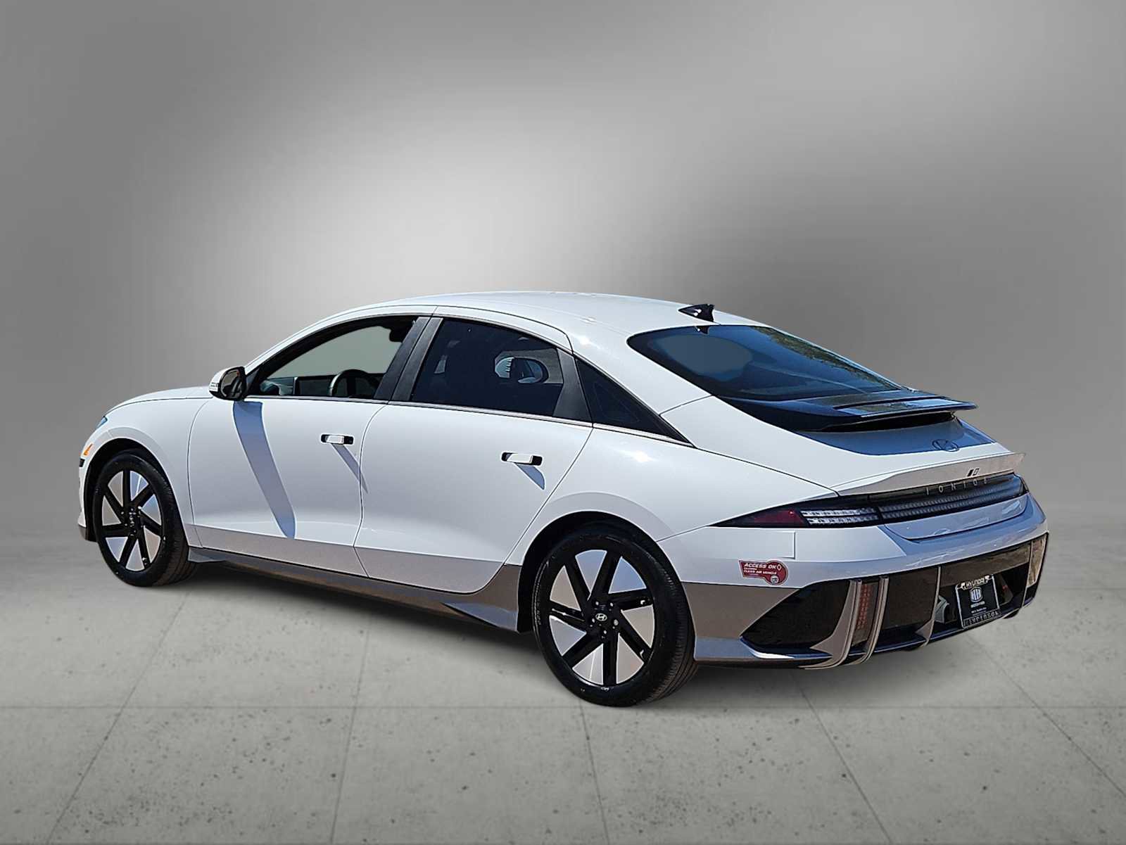 Used 2024 Hyundai Ioniq 6 Limited RWD image 6