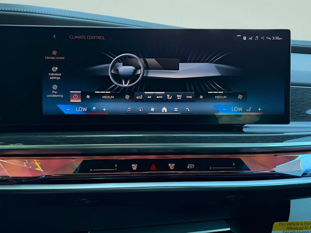 New 2026 BMW 740i w/ Executive Package RWD image 17