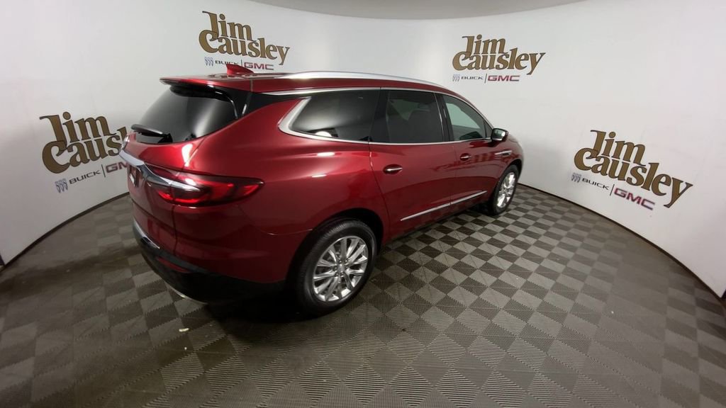 Used 2021 Buick Enclave Essence w/ Sound and Sites Package image 8