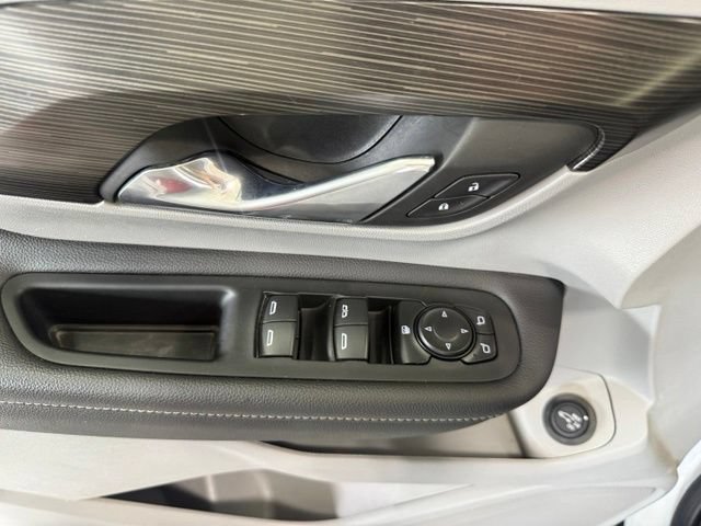 Used 2022 GMC Terrain SLE w/ Driver Convenience Package AWD/4WD image 16