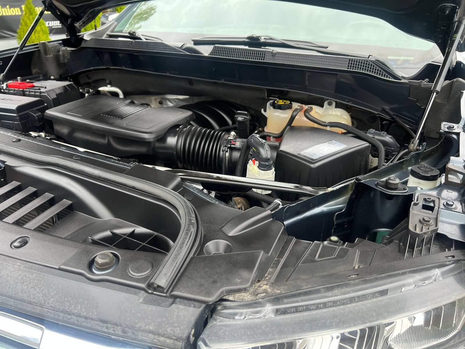 Used 2019 Chevrolet Silverado 1500 LTZ w/ LTZ Convenience Package AWD/4WD image 19