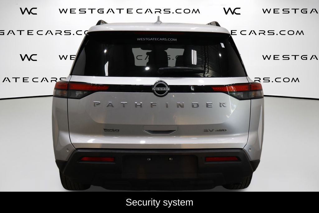 Used 2024 Nissan Pathfinder SV image 7