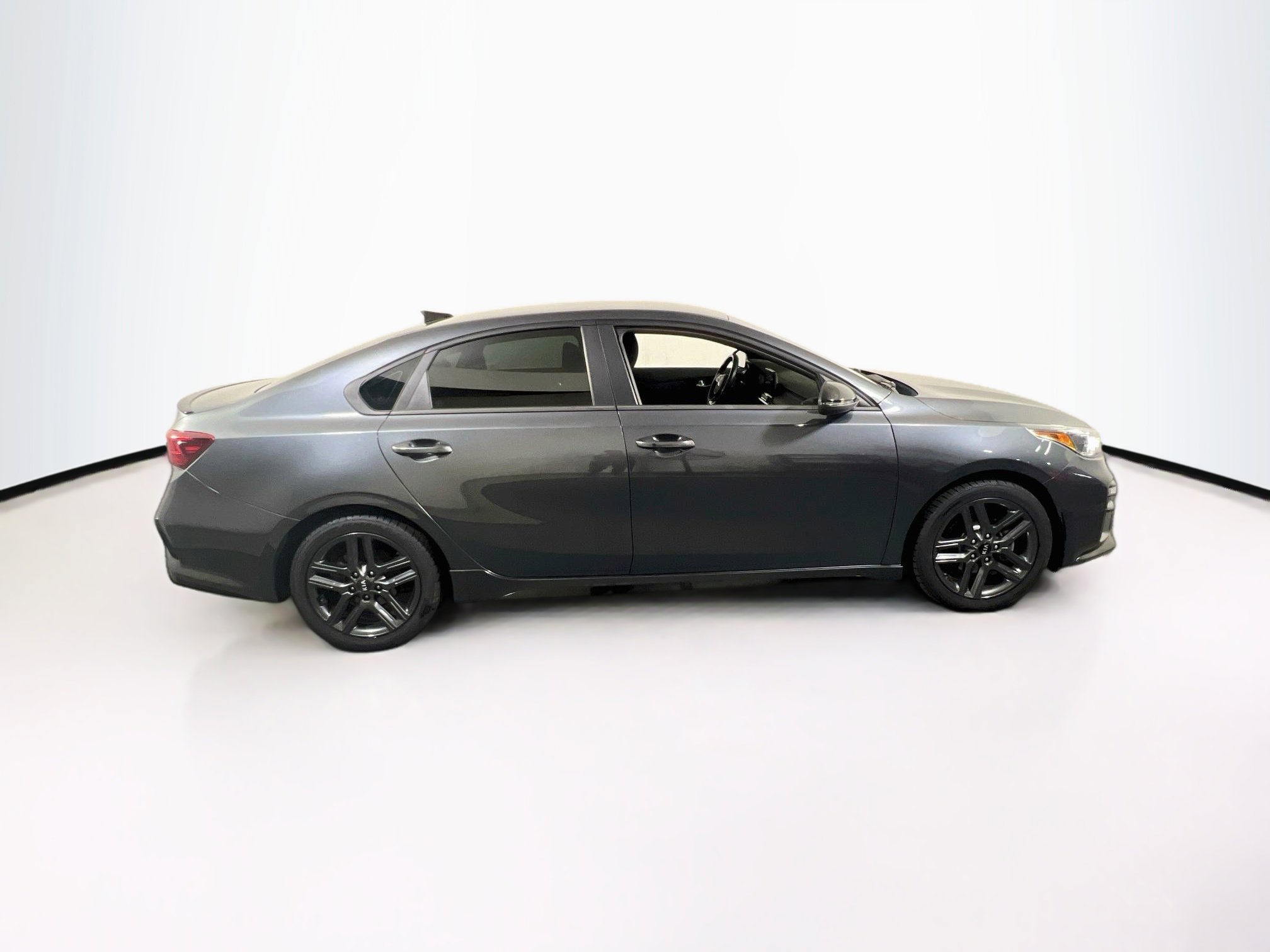 Used 2021 Kia Forte GT-Line FWD image 4