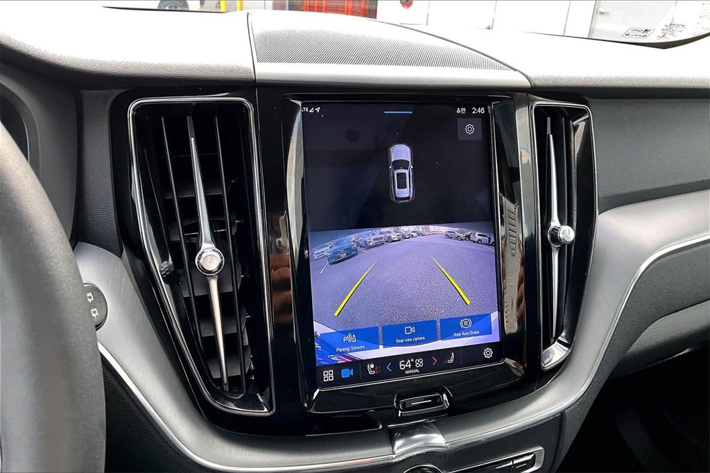 Certified 2023 Volvo XC60 B5 Core image 13