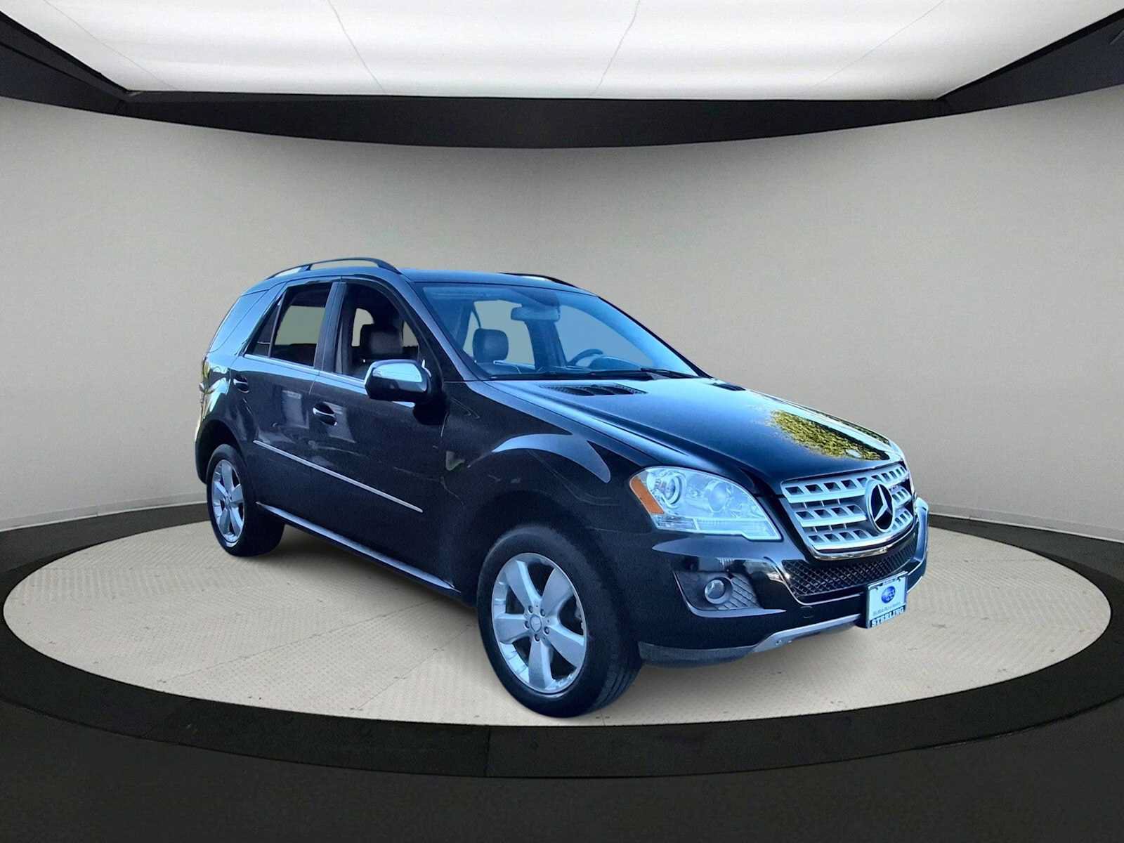 Used 2010 Mercedes-Benz ML 350 4MATIC image 2