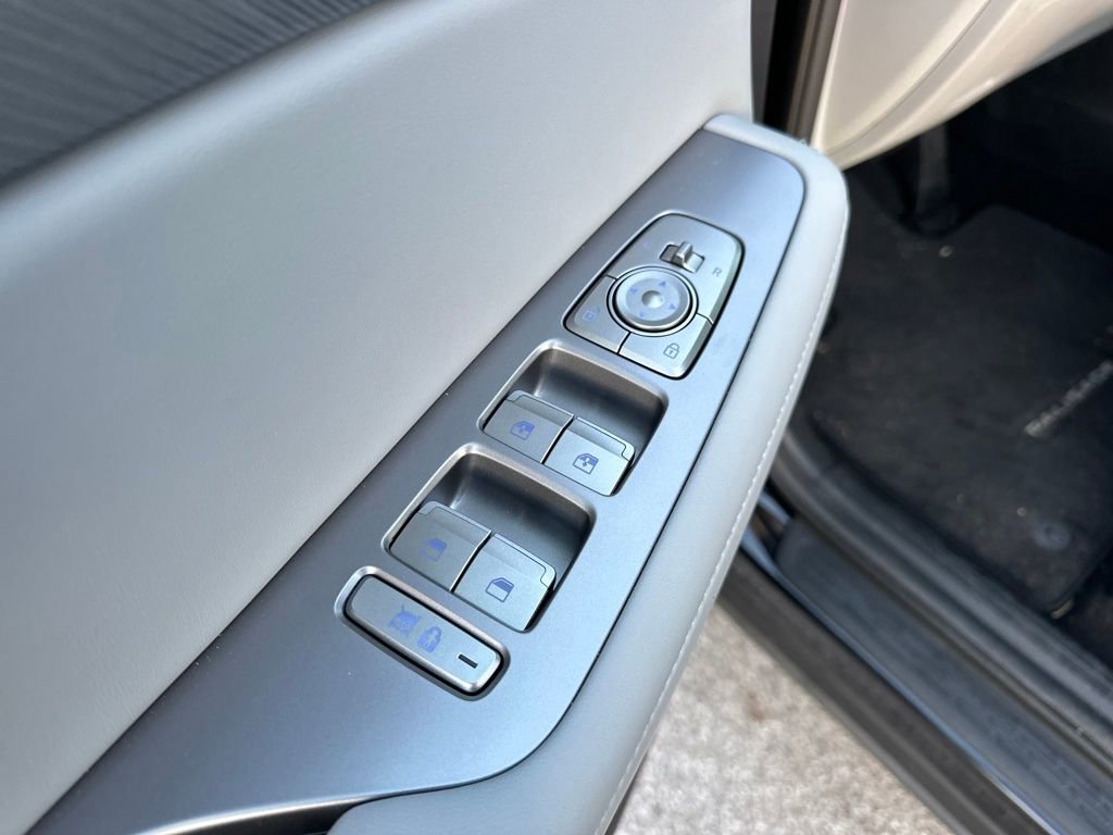 New 2026 Hyundai Ioniq 5 SEL image 14