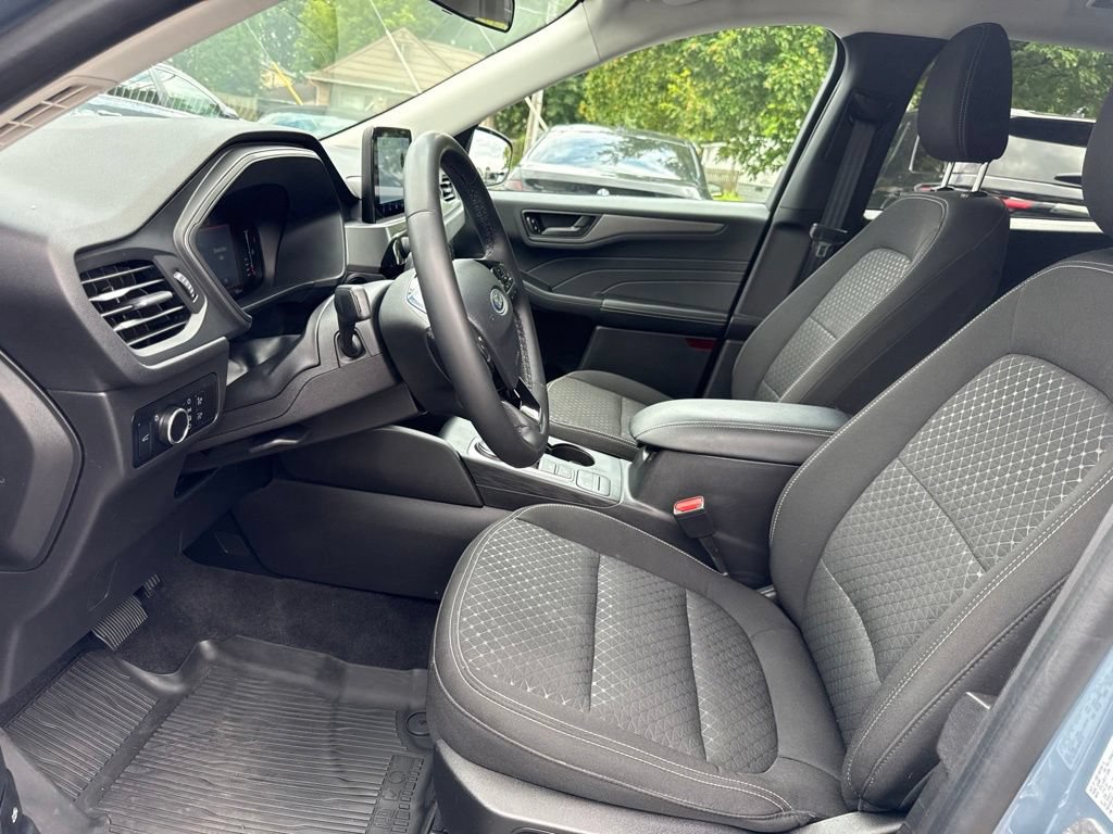 Used 2023 Ford Escape Active AWD/4WD image 10