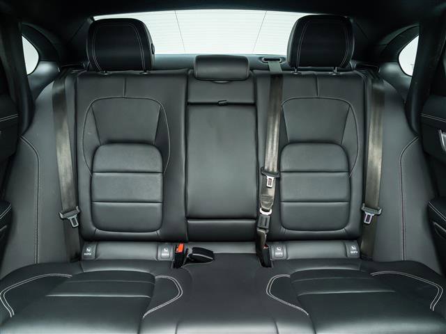 Certified 2024 Jaguar XF R-Dynamic SE image 18