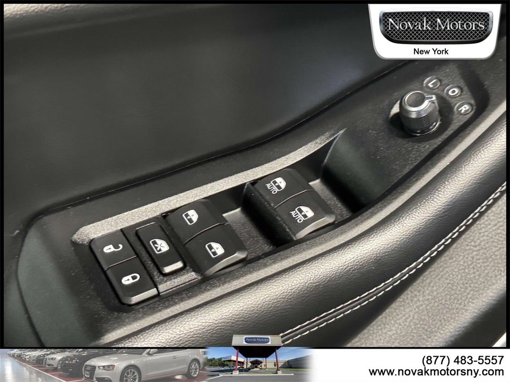 Used 2022 Jeep Grand Cherokee L Limited image 14