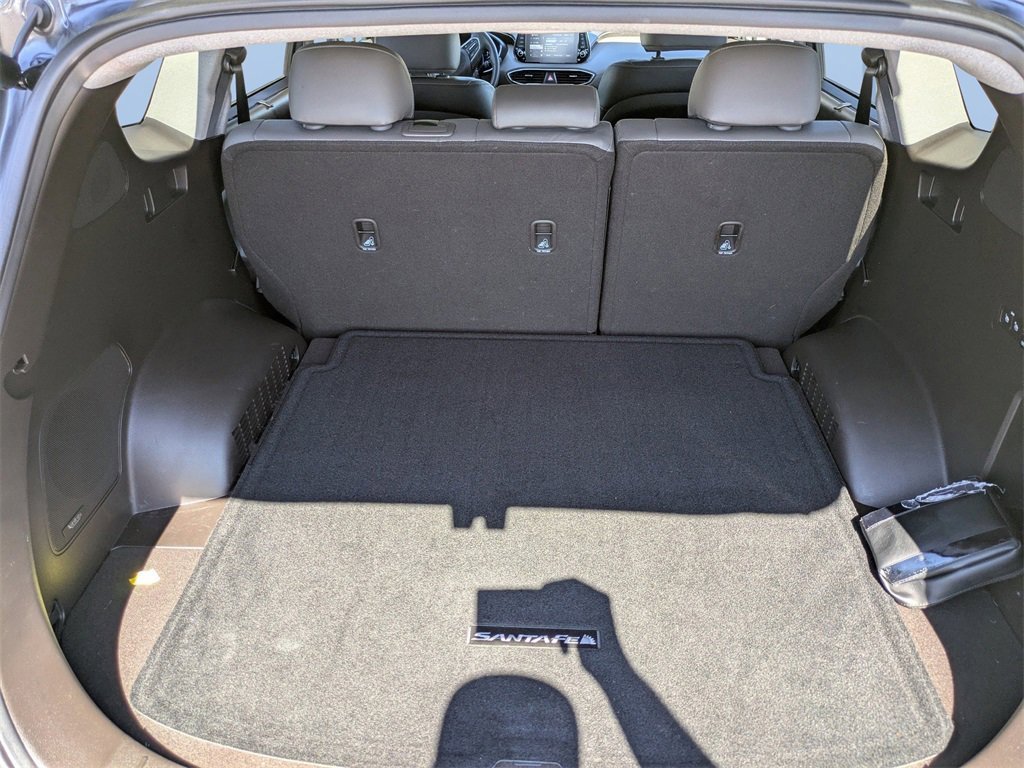 Used 2020 Hyundai Santa Fe Limited image 12