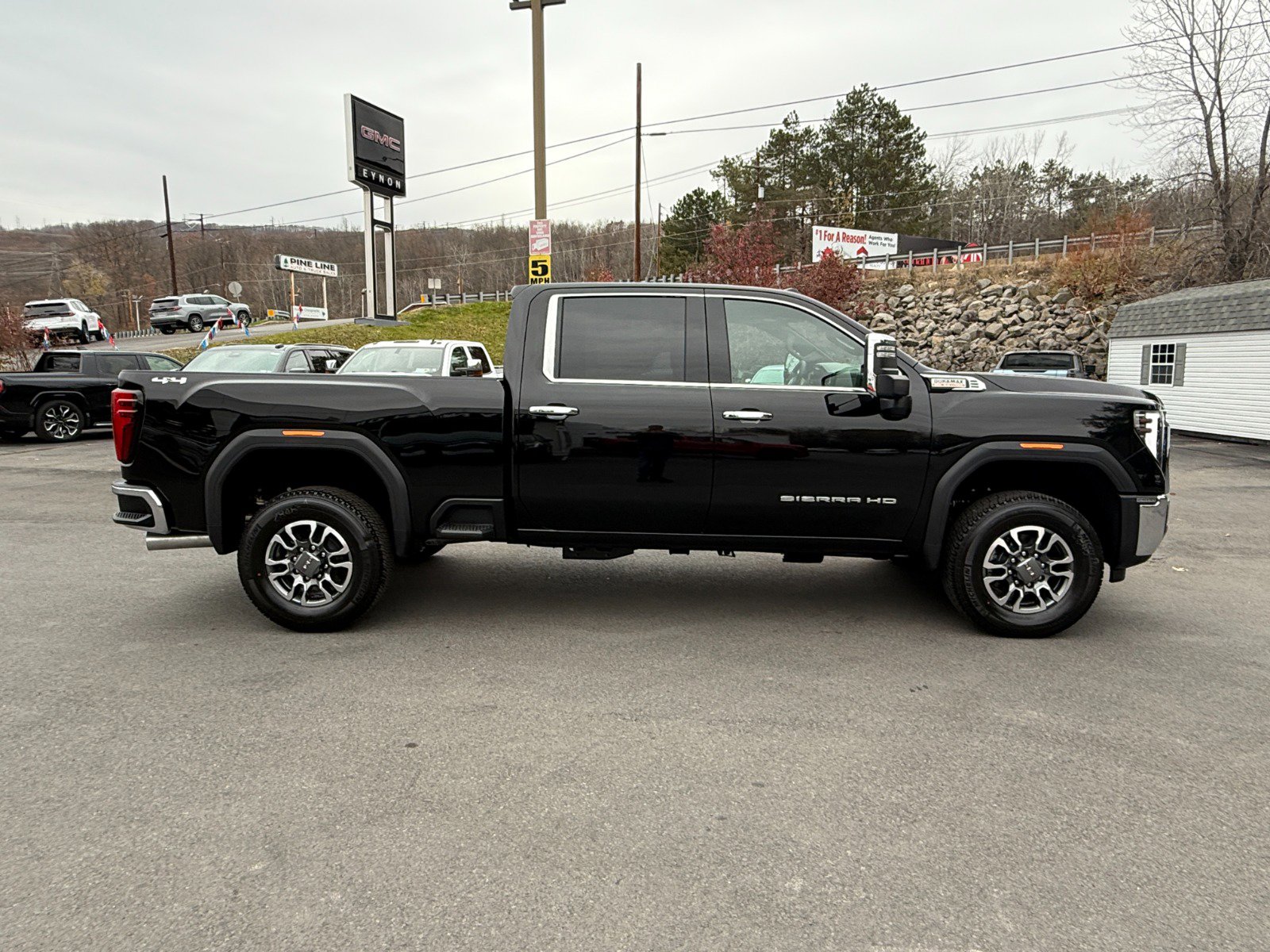 New 2026 GMC Sierra 2500 SLT w/ Max Trailering Package image 6