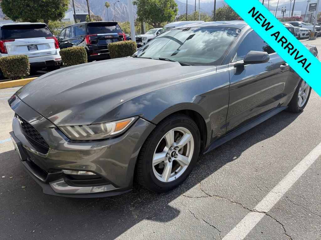 Used 2017 Ford Mustang Coupe RWD image 1