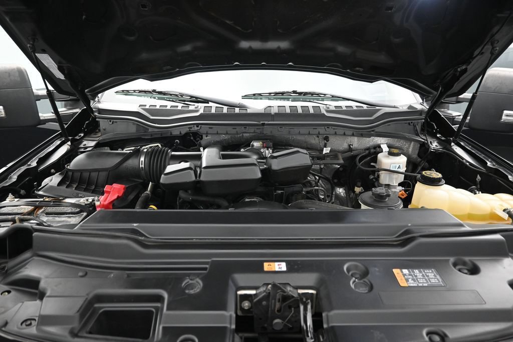 Used 2019 Ford F350 XL w/ Power Equipment Group AWD/4WD image 30