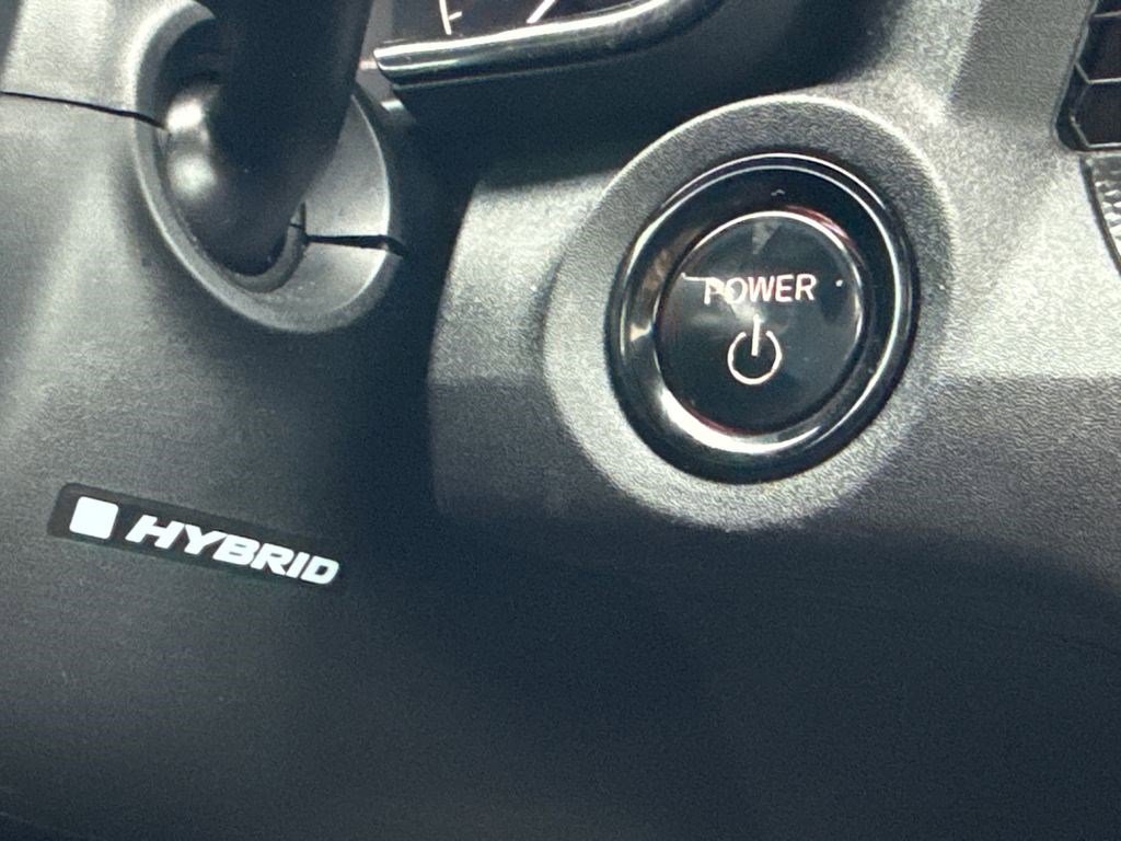 Used 2025 Honda CR-V Sport image 26