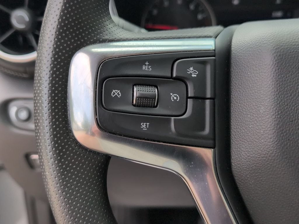 Used 2025 Chevrolet Blazer LT FWD image 20