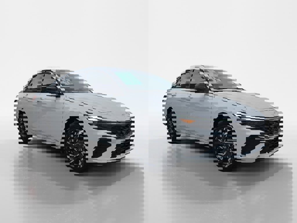 New 2025 Hyundai Elantra SEL video 1