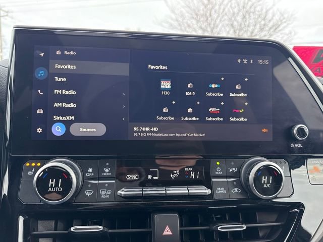 Used 2023 Toyota Highlander L image 39