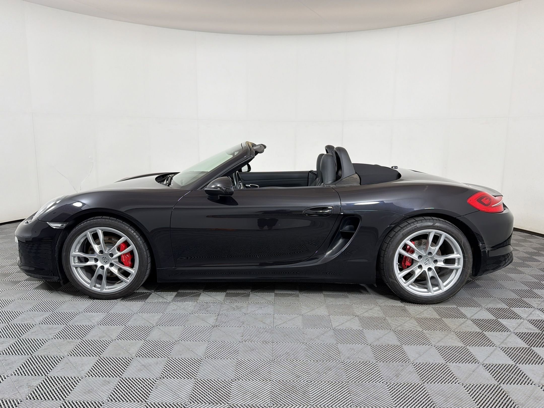 Used 2013 Porsche Boxster S RWD image 2