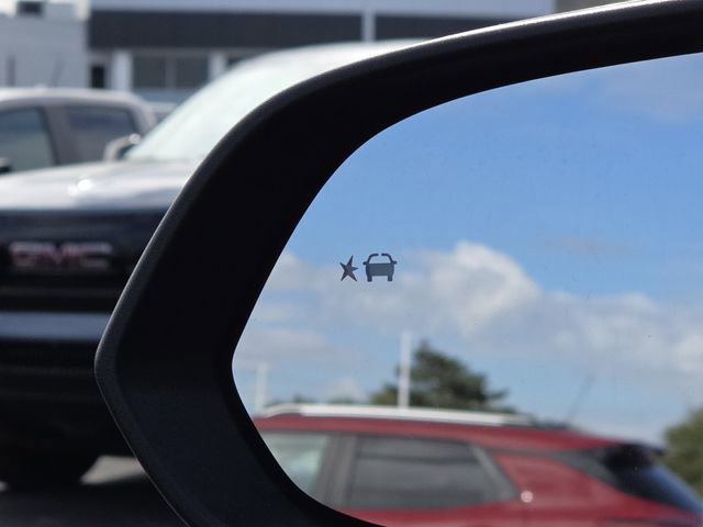 New 2026 Chevrolet Equinox EV LT image 3