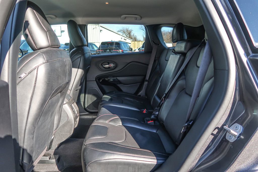 Used 2023 Jeep Cherokee Altitude Lux image 21