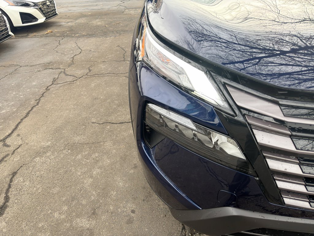 New 2026 Nissan Rogue SV image 10