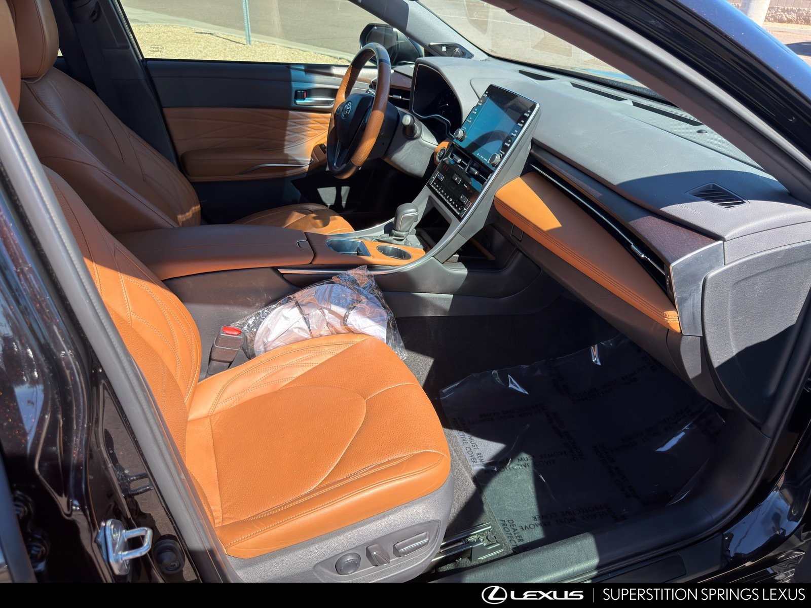 Used 2021 Toyota Avalon Limited w/ Advanced Safety Package FWD image 30