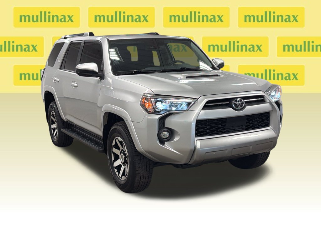 Used 2023 Toyota 4Runner TRD Off-Road AWD/4WD image 3