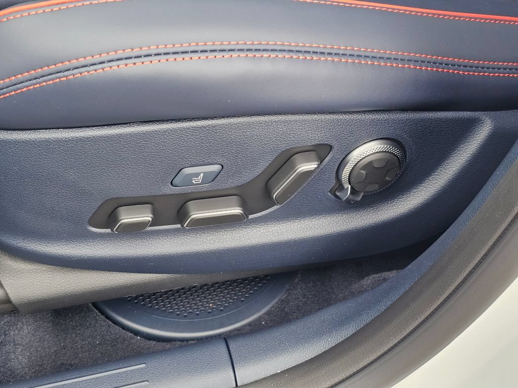 New 2027 Genesis GV70 3.5T Prestige AWD/4WD image 33