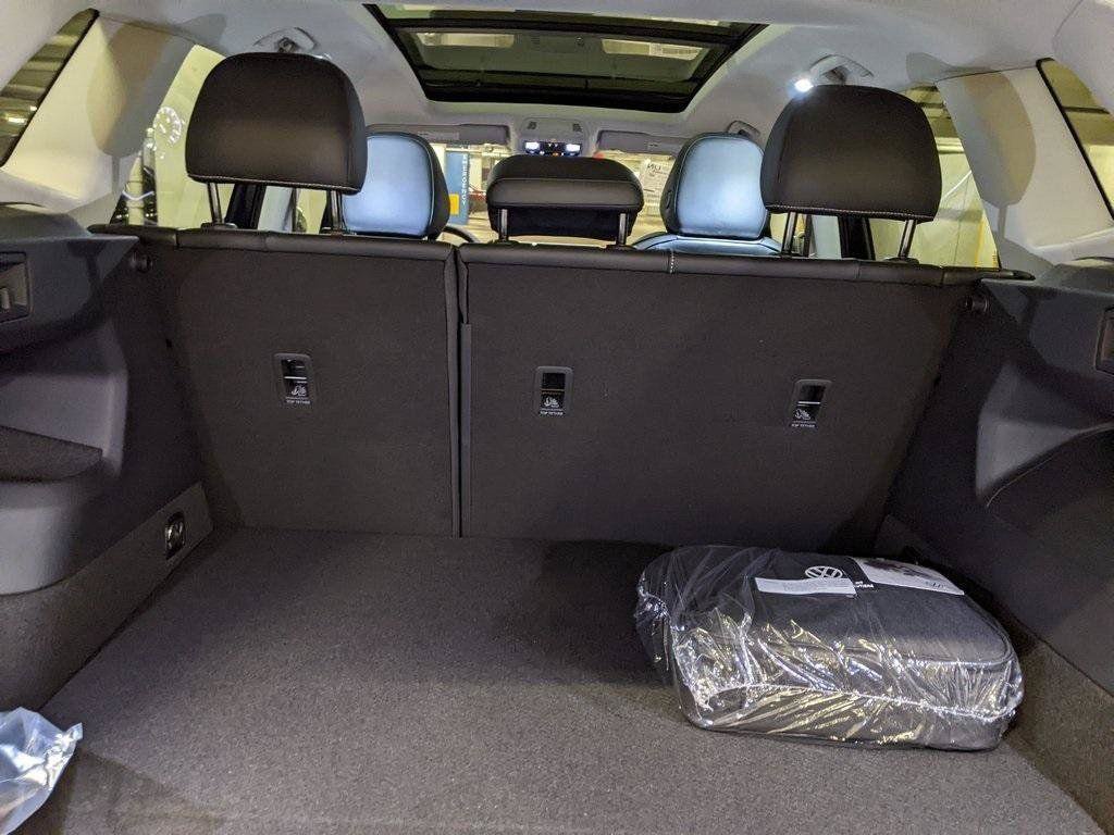 New 2026 Volkswagen Tiguan SE AWD/4WD image 28