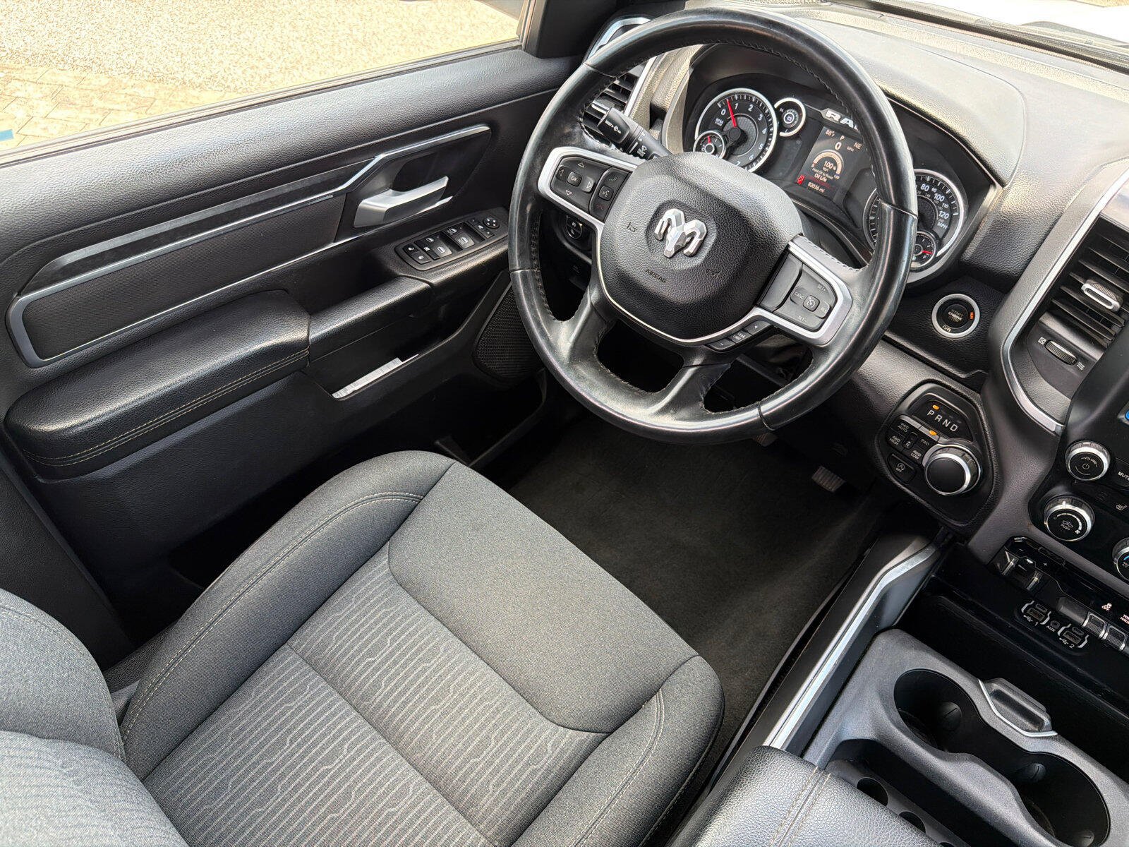 Used 2024 RAM 1500 Big Horn AWD/4WD image 19
