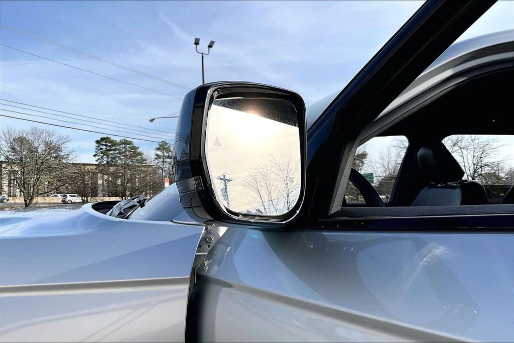 Used 2024 Jeep Grand Cherokee L Laredo image 27