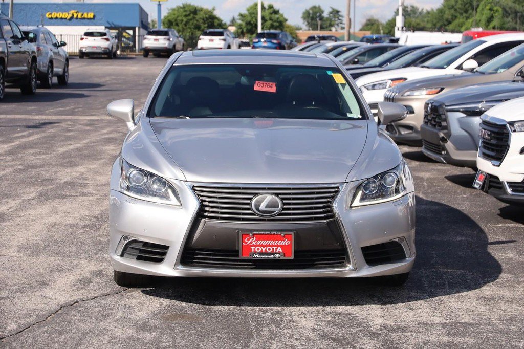 Used 2016 Lexus LS 460 AWD w/ Comfort Package image 5